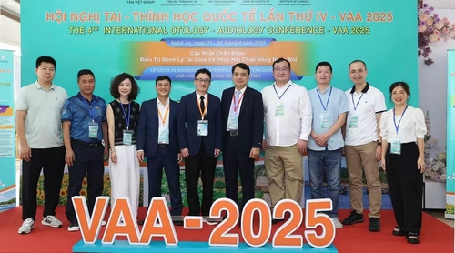 Últimos blogs de la empresa sobre ¡Estamos aquí en la 4a Conferencia Internacional de Audiología del Oído en Nghe An!